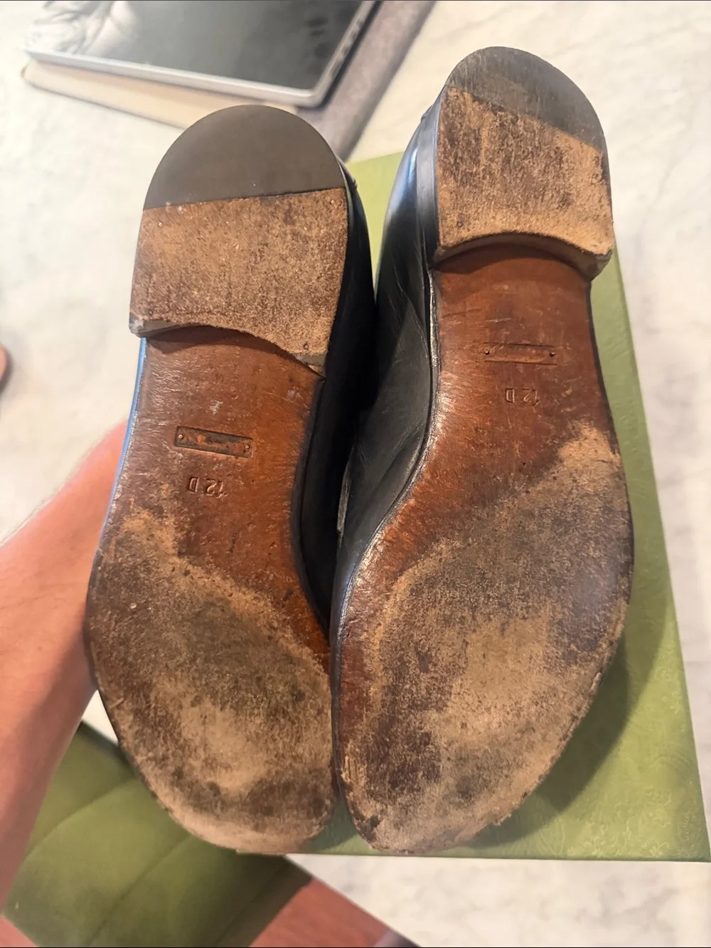 Gucci Men's Black Leather Horsebit Loafers